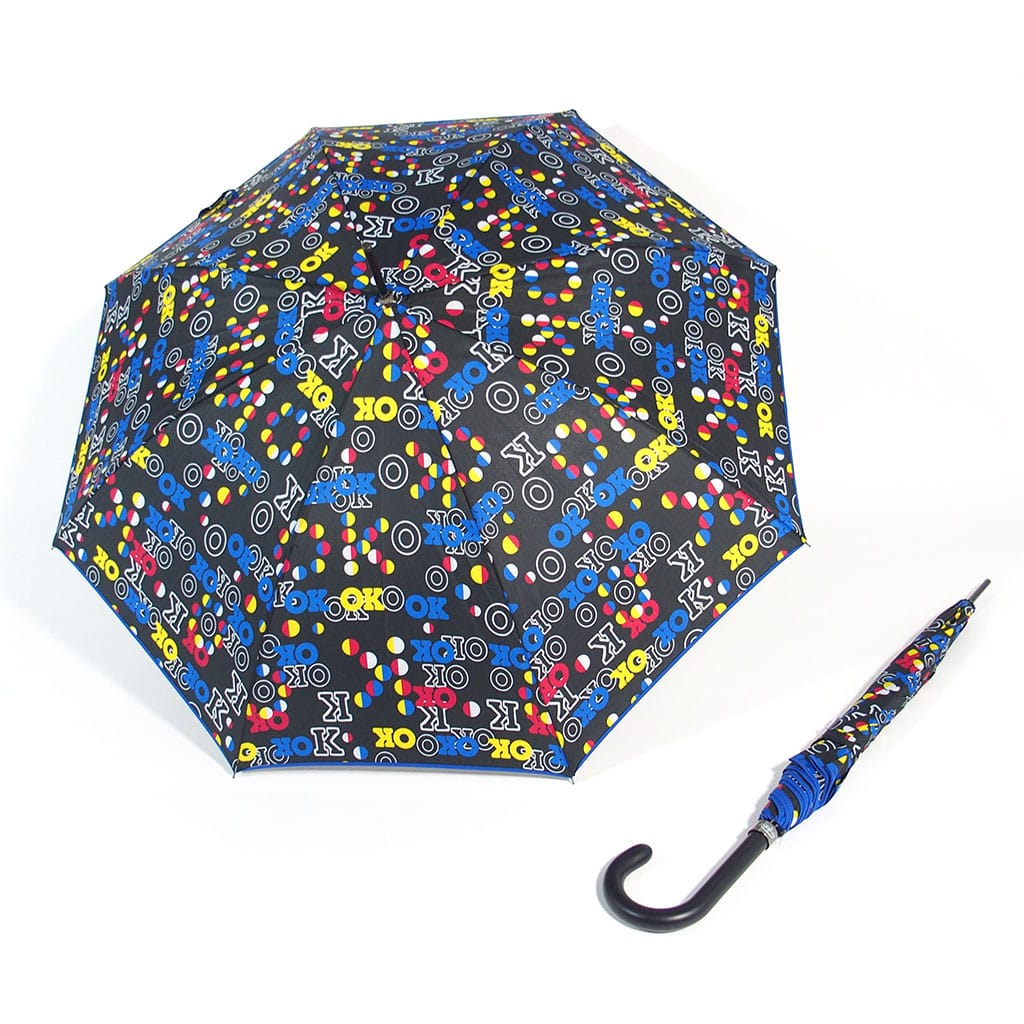 ombrello con manico curvo