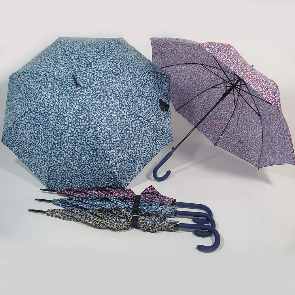 ombrelli con colori provenzali